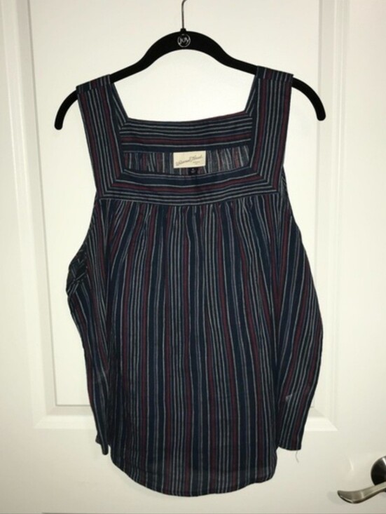 Universal Thread Tops - Universal Thread Sleeveless Top
